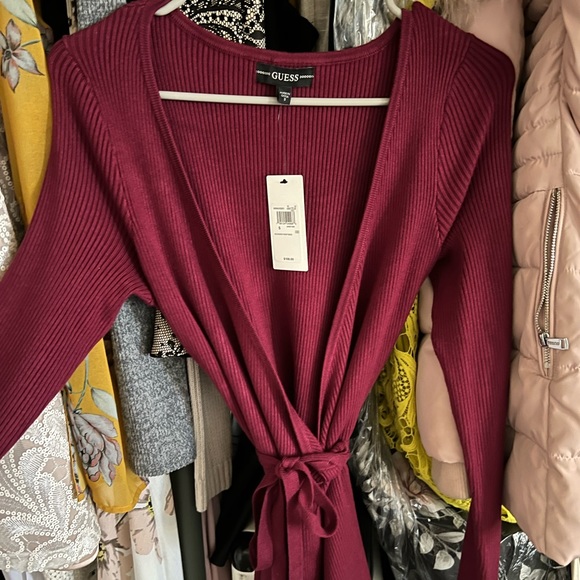 Guess burgundy wrap dress - Picture 2 of 2